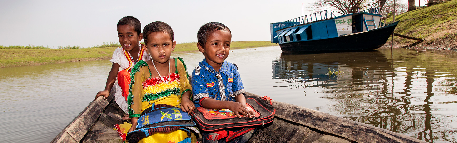 2016-bangladesh-floating-school-photo-hans-jorgen-ramstedt