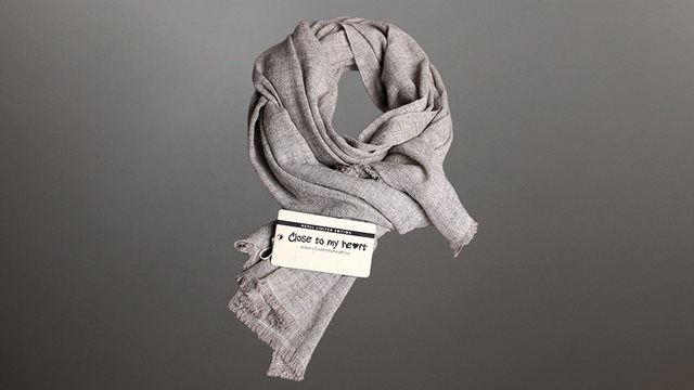 Mio kasjmir-skjerf fra Nepal (grå) 